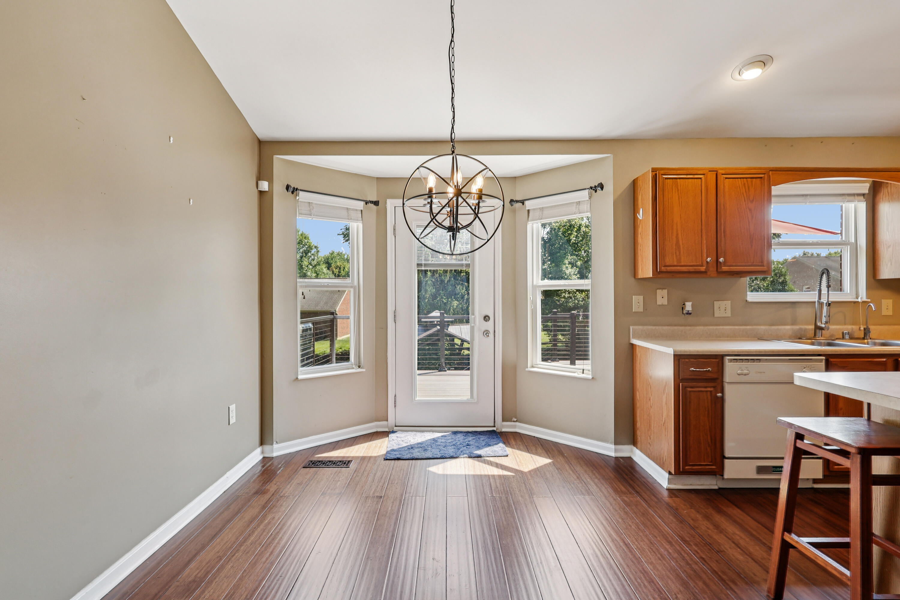 7212 Sherbrook Court