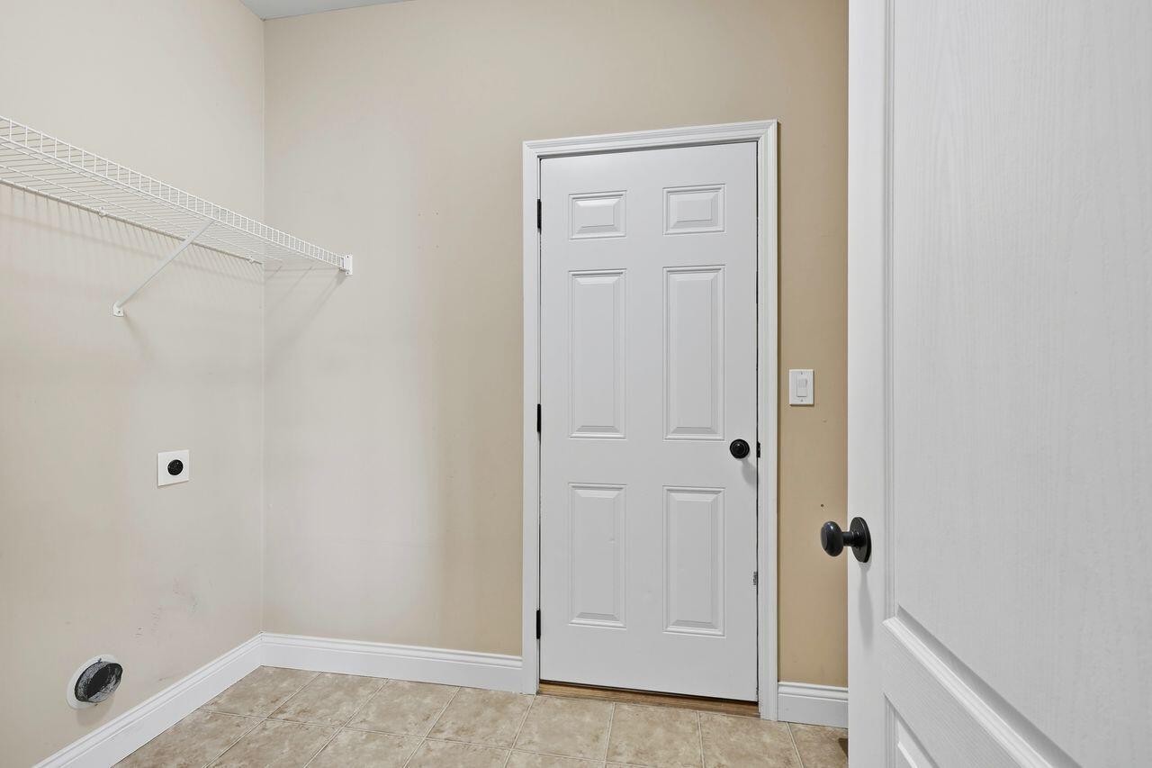 2011 Holderness Drive