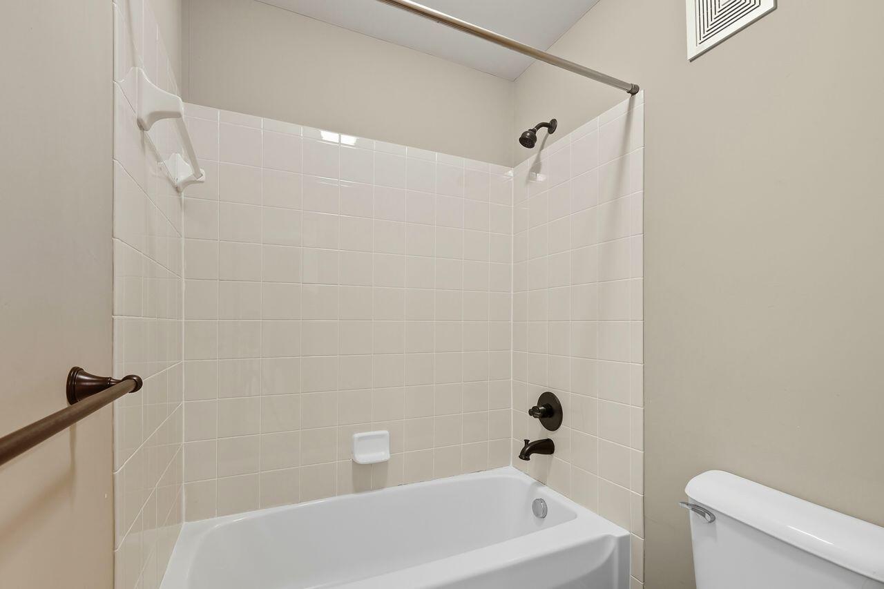 2011 Holderness Drive