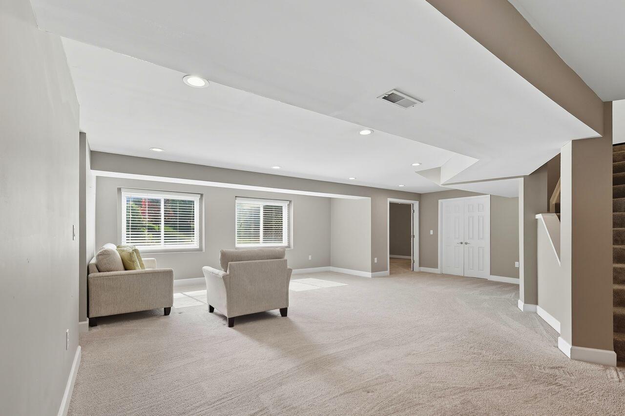 2011 Holderness Drive