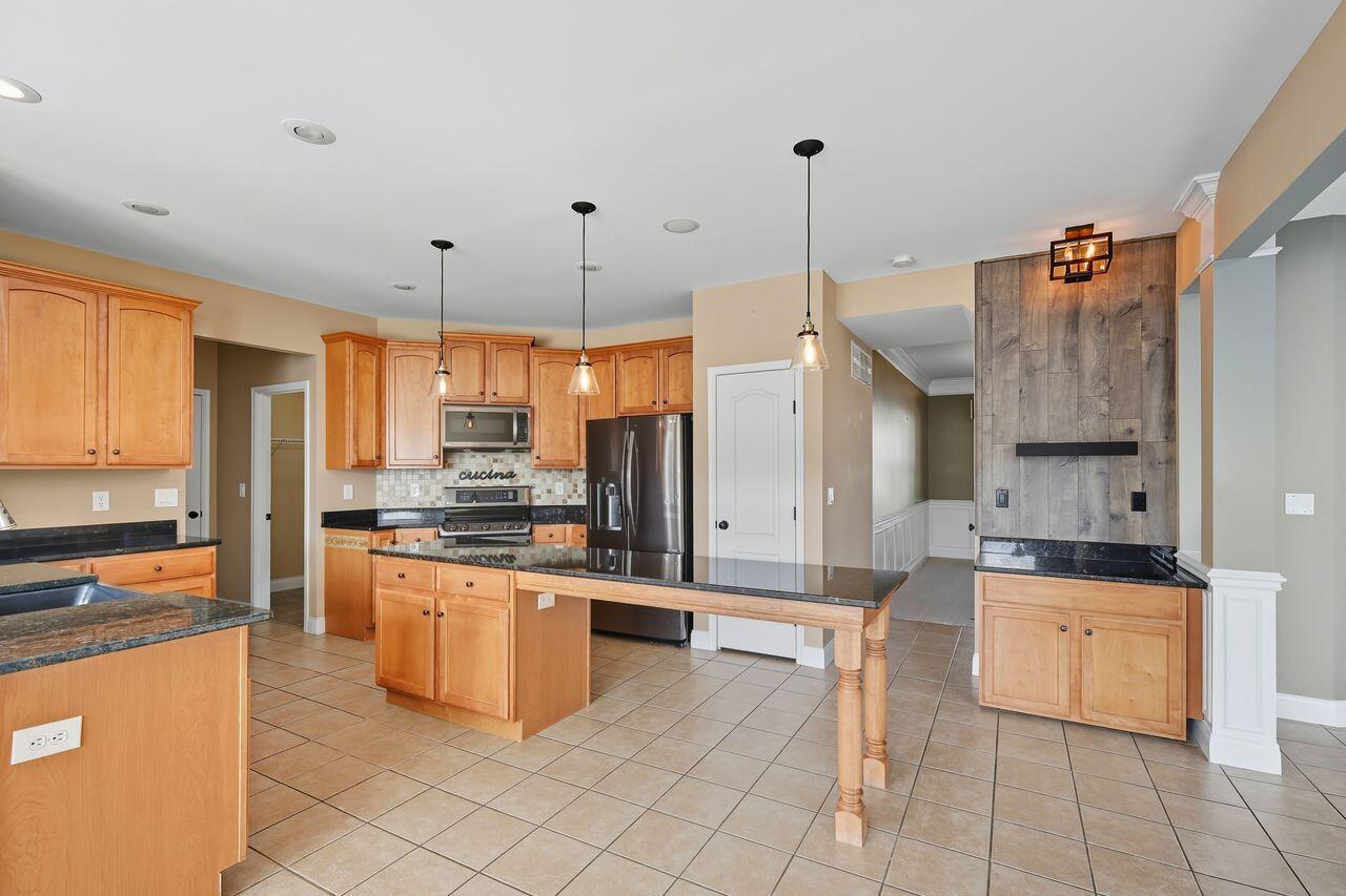 2011 Holderness Drive