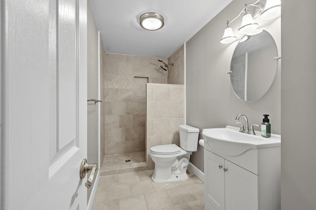 2011 Holderness Drive