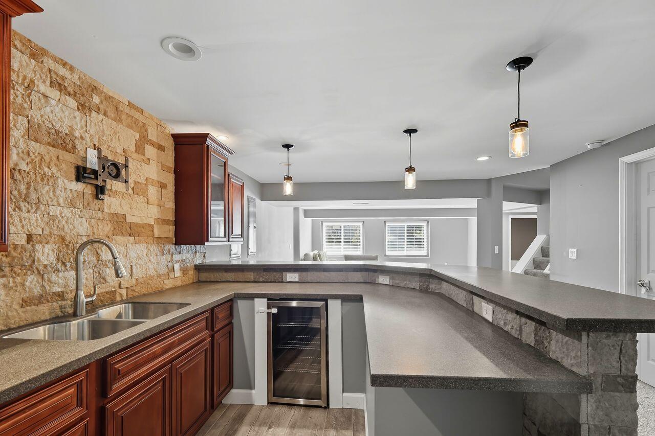 2011 Holderness Drive