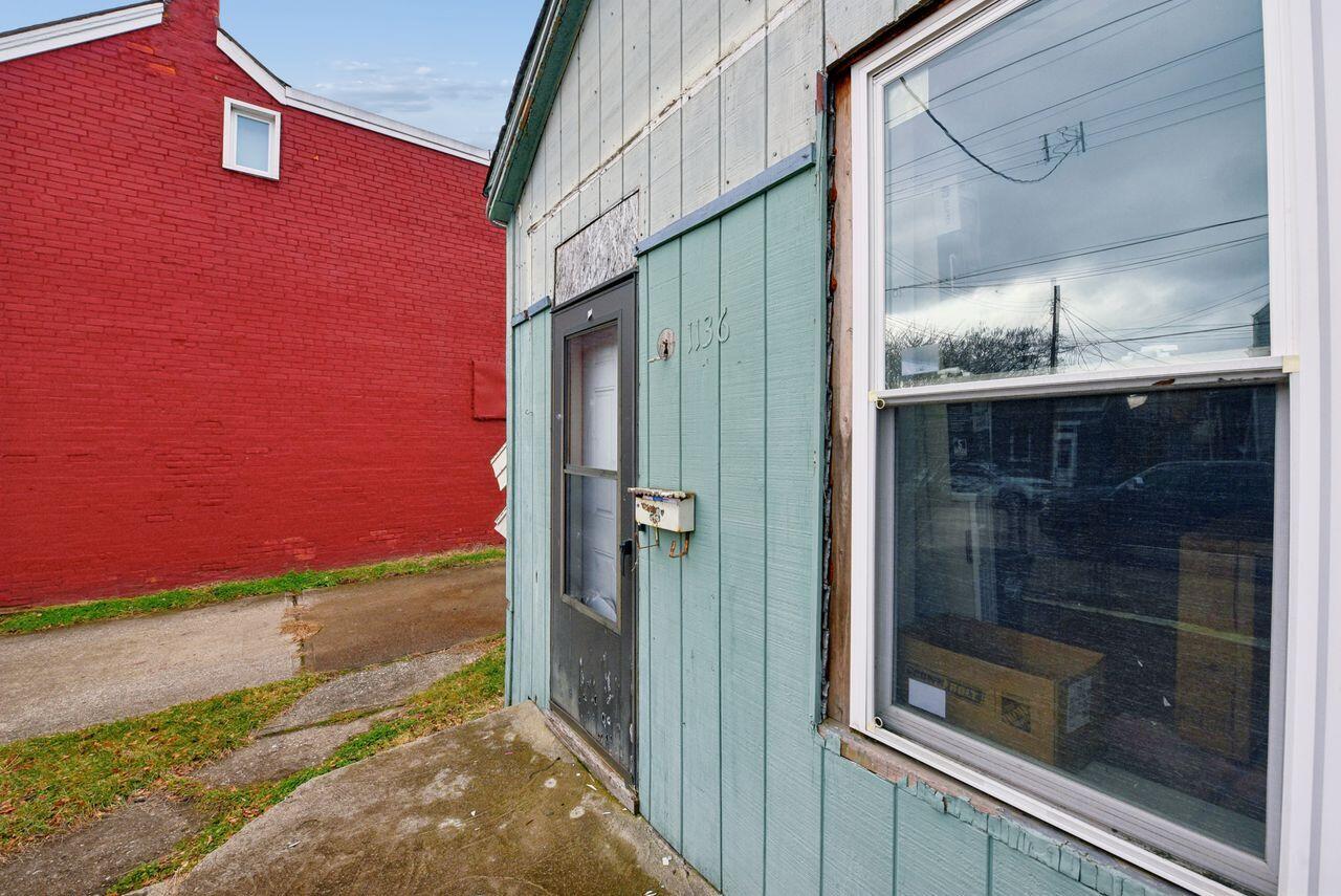 1136 Columbia Street