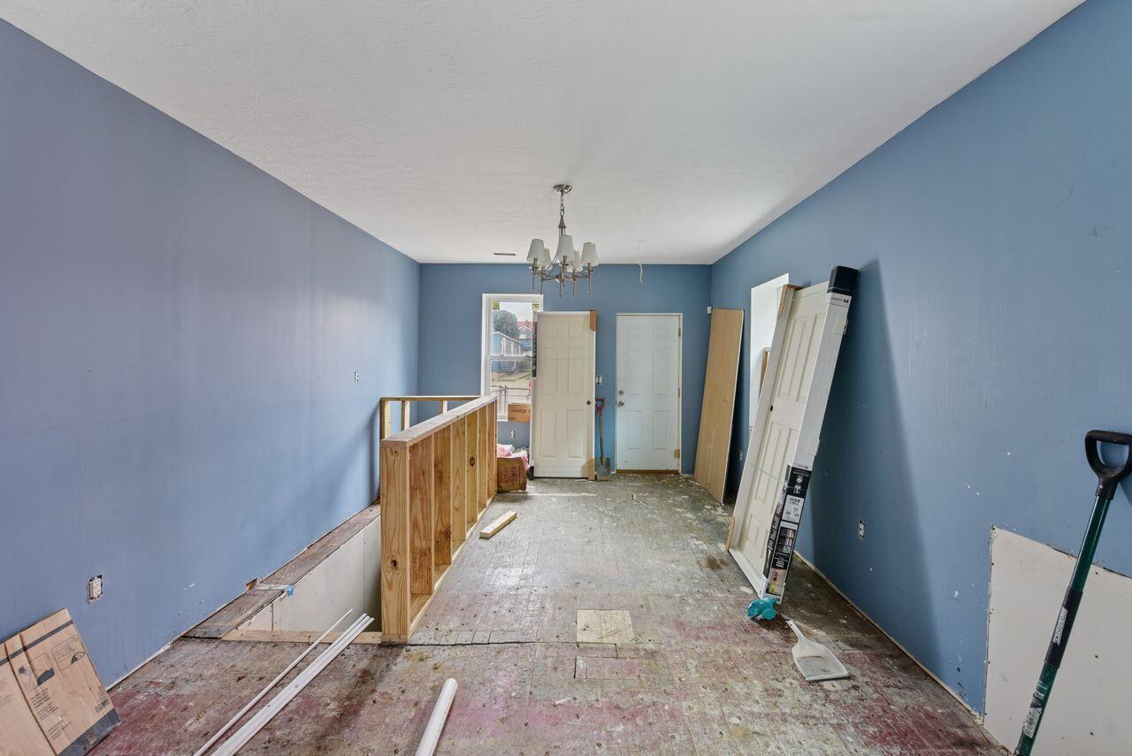 1136 Columbia Street