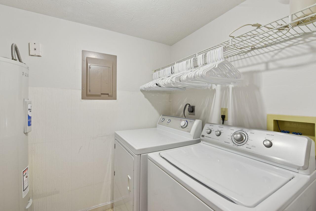 3 Highland Meadows Drive, 8