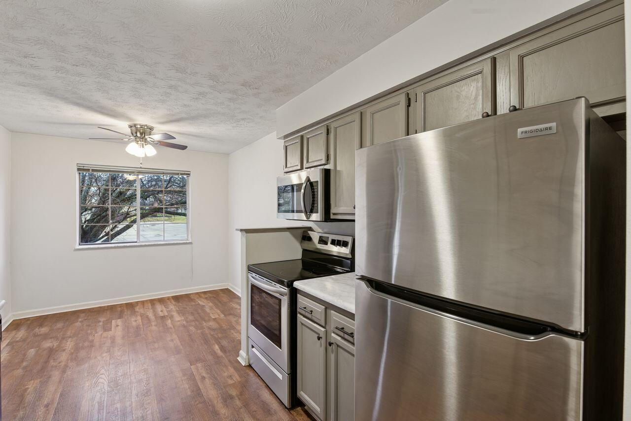 3 Highland Meadows Drive, 8