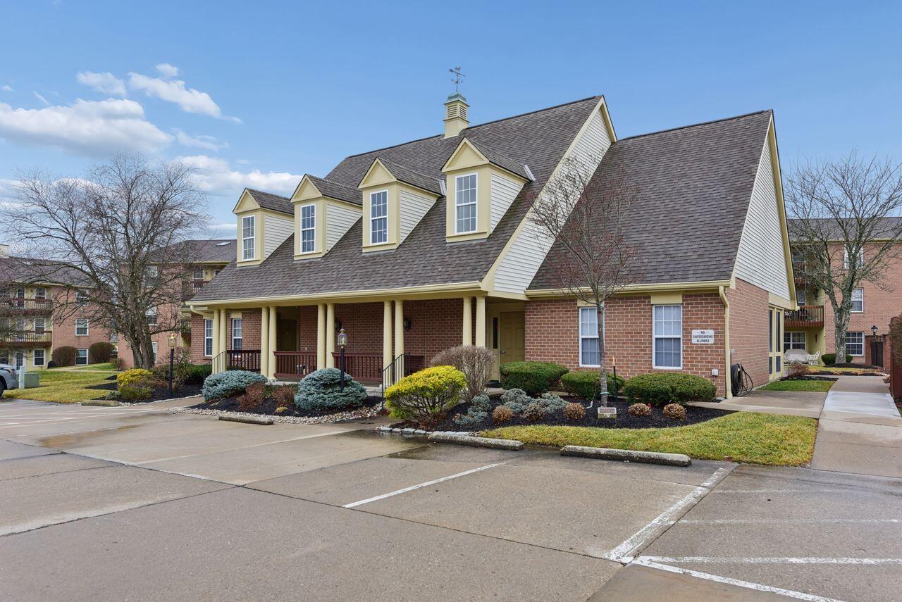 3 Highland Meadows Drive, 8