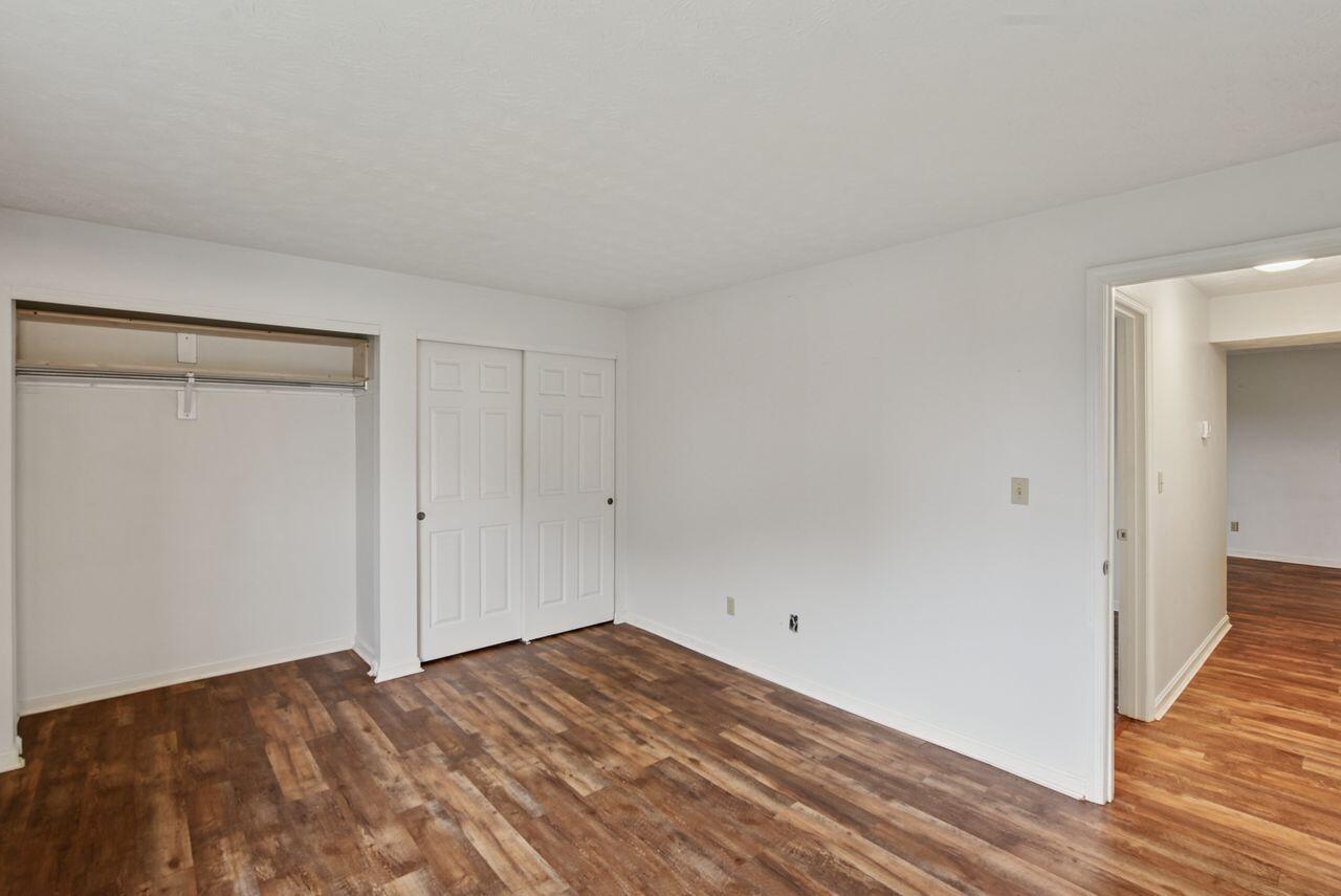 3 Highland Meadows Drive, 8