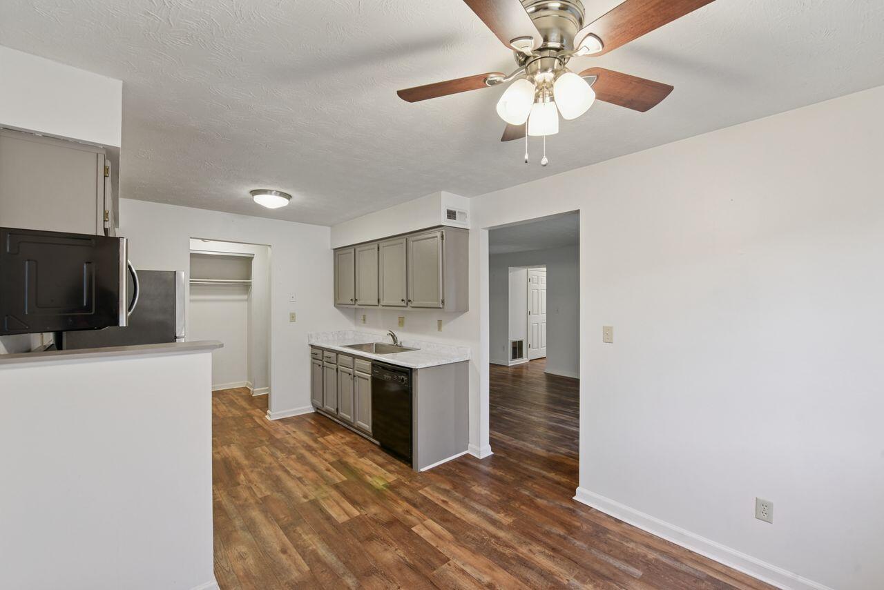 3 Highland Meadows Drive, 8