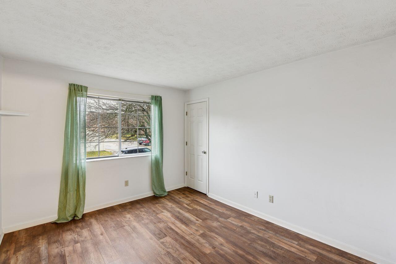 3 Highland Meadows Drive, 8