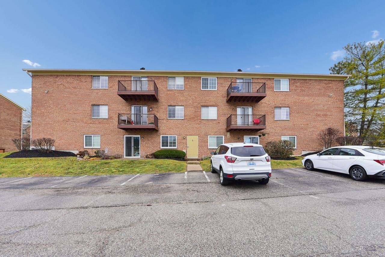 3 Highland Meadows Drive, 8