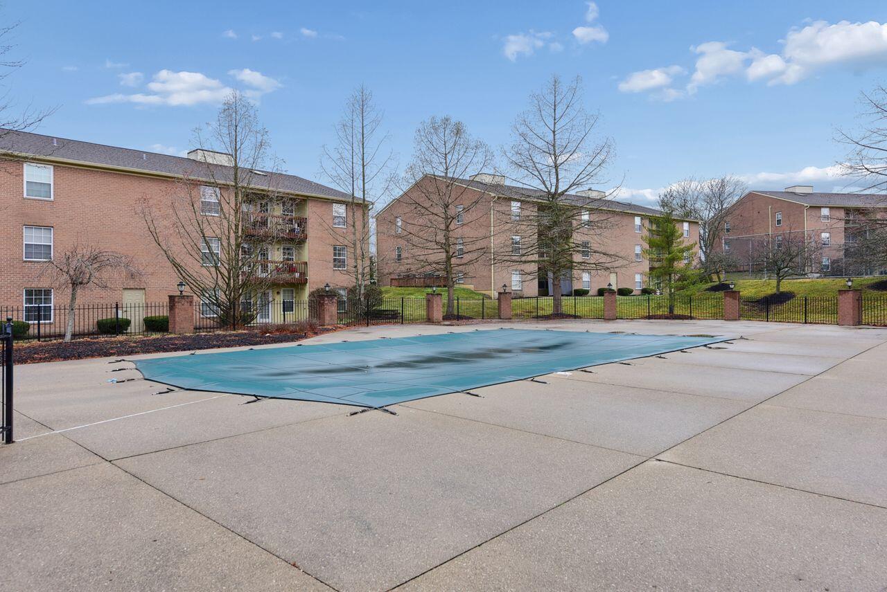 3 Highland Meadows Drive, 8