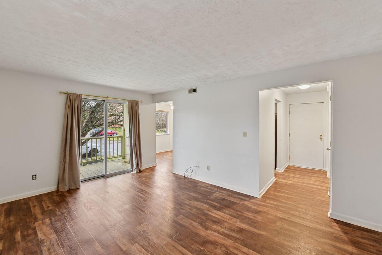 3 Highland Meadows Drive, 8