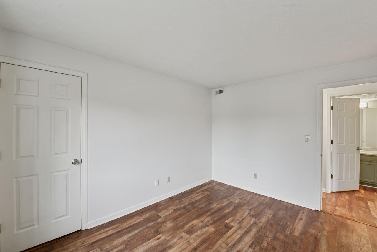 3 Highland Meadows Drive, 8