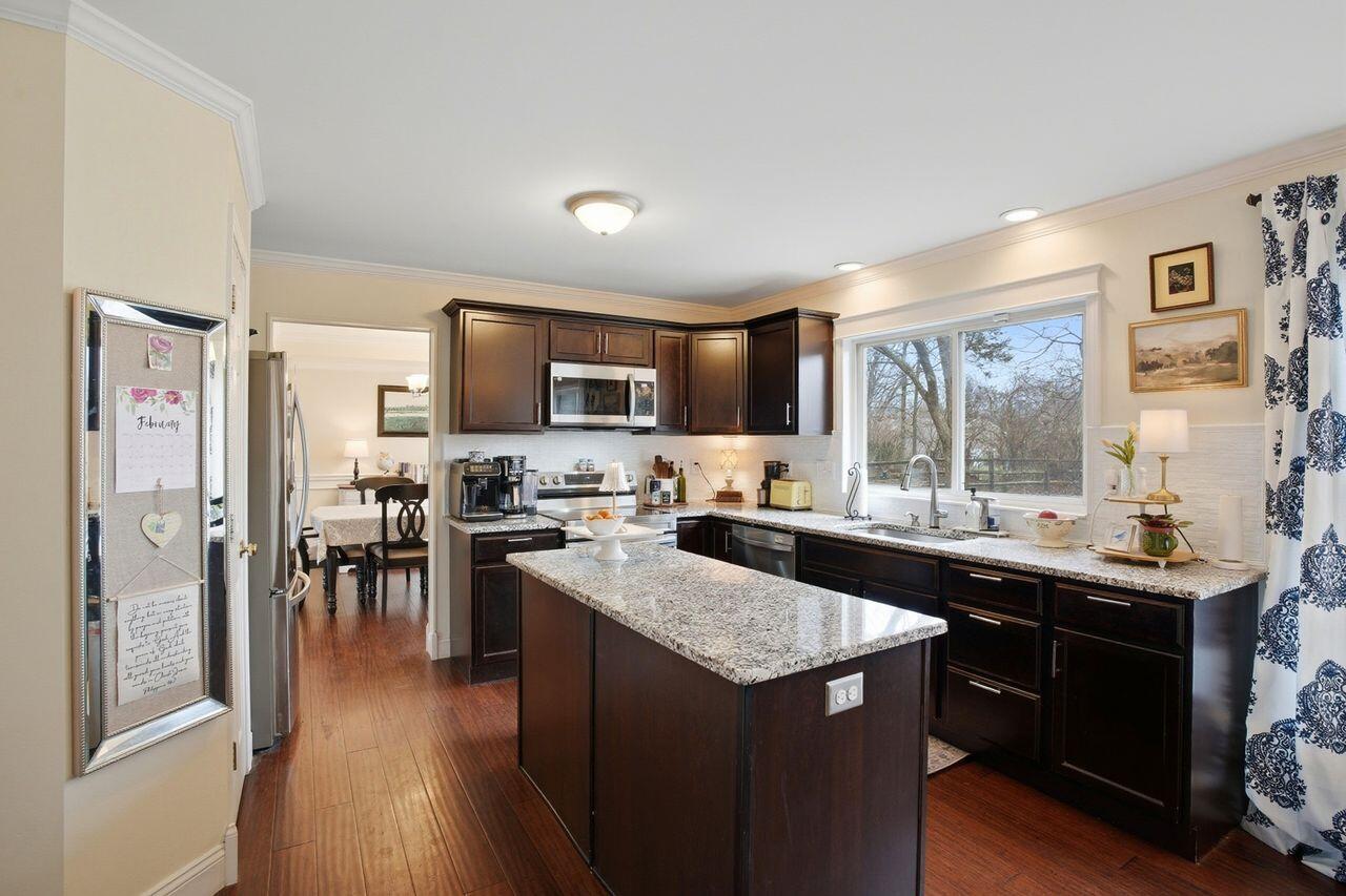 10282 Hempsteade Drive