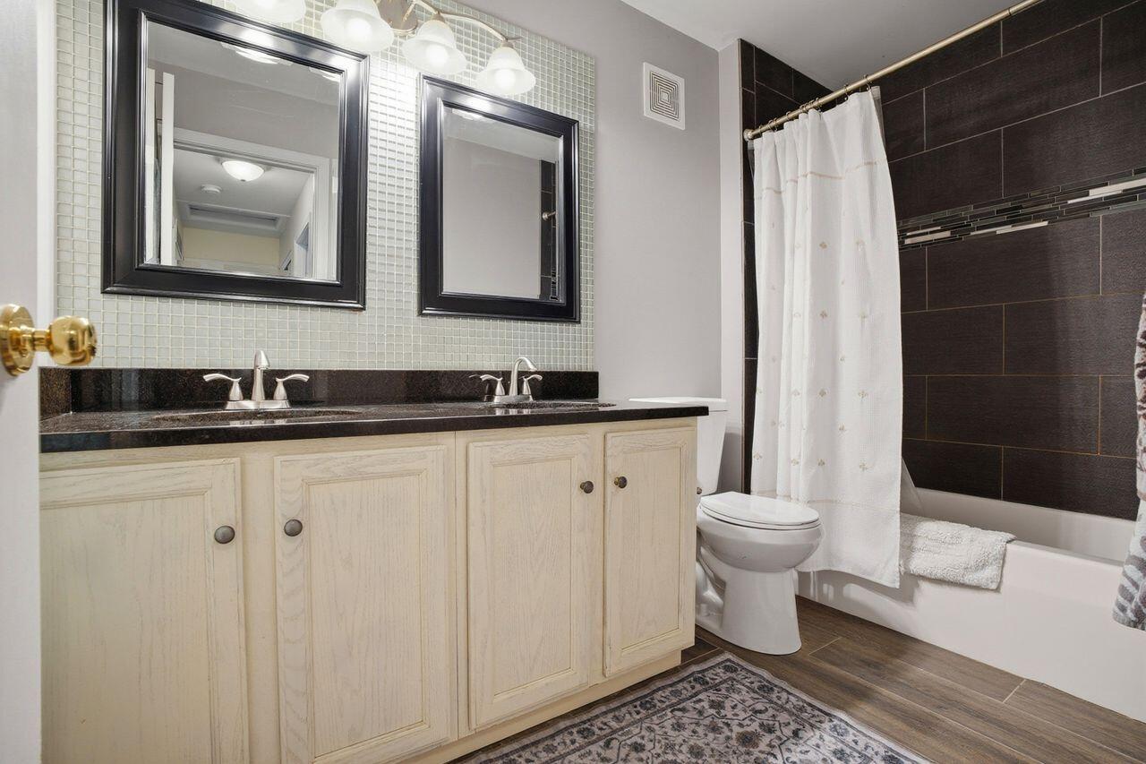 10282 Hempsteade Drive