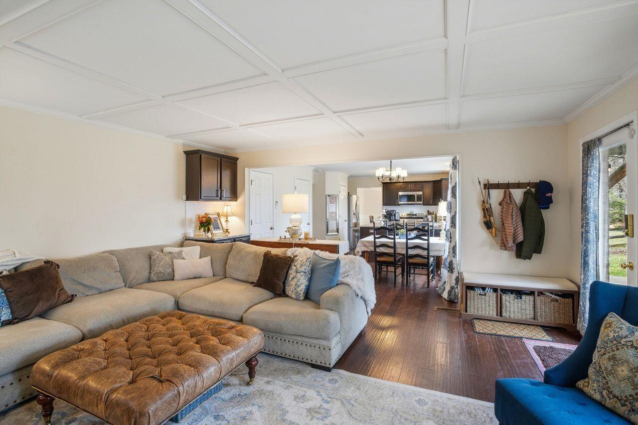 10282 Hempsteade Drive