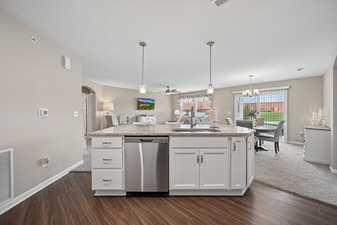 766 Walton Terrace Drive Unit: 15-201