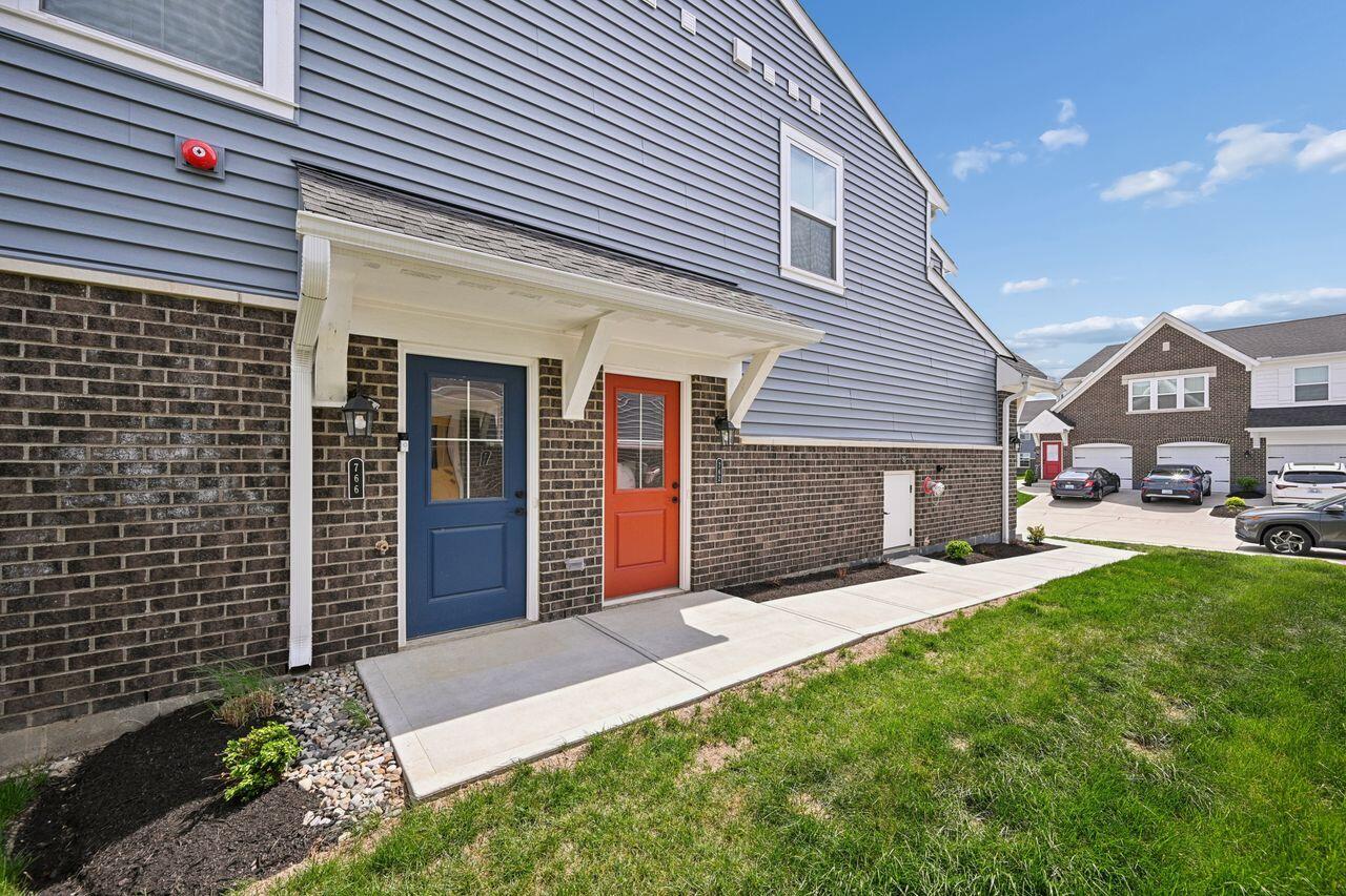 766 Walton Terrace Drive Unit: 15-201