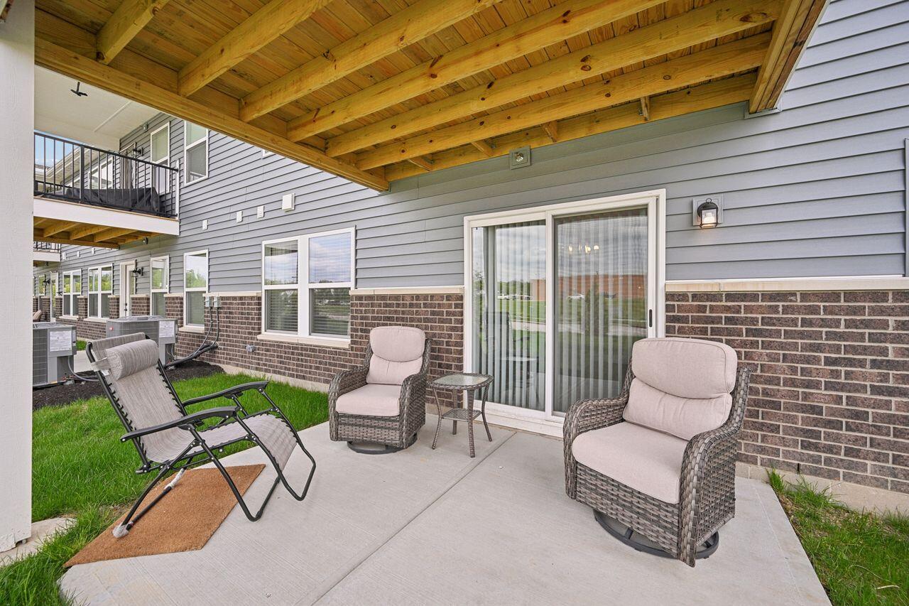 766 Walton Terrace Drive Unit: 15-201