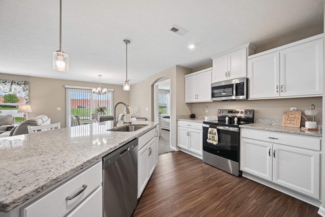 766 Walton Terrace Drive Unit: 15-201