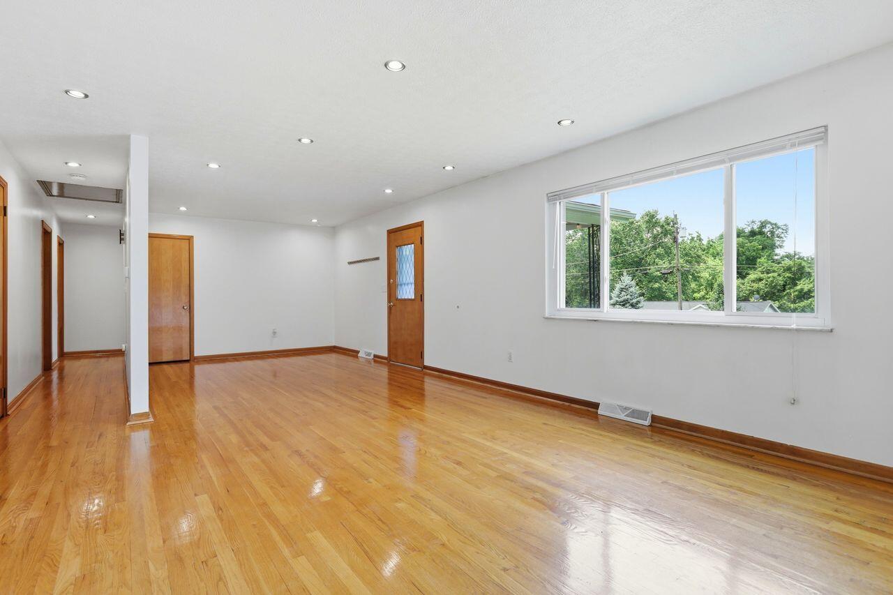 4232 Lafayette Court