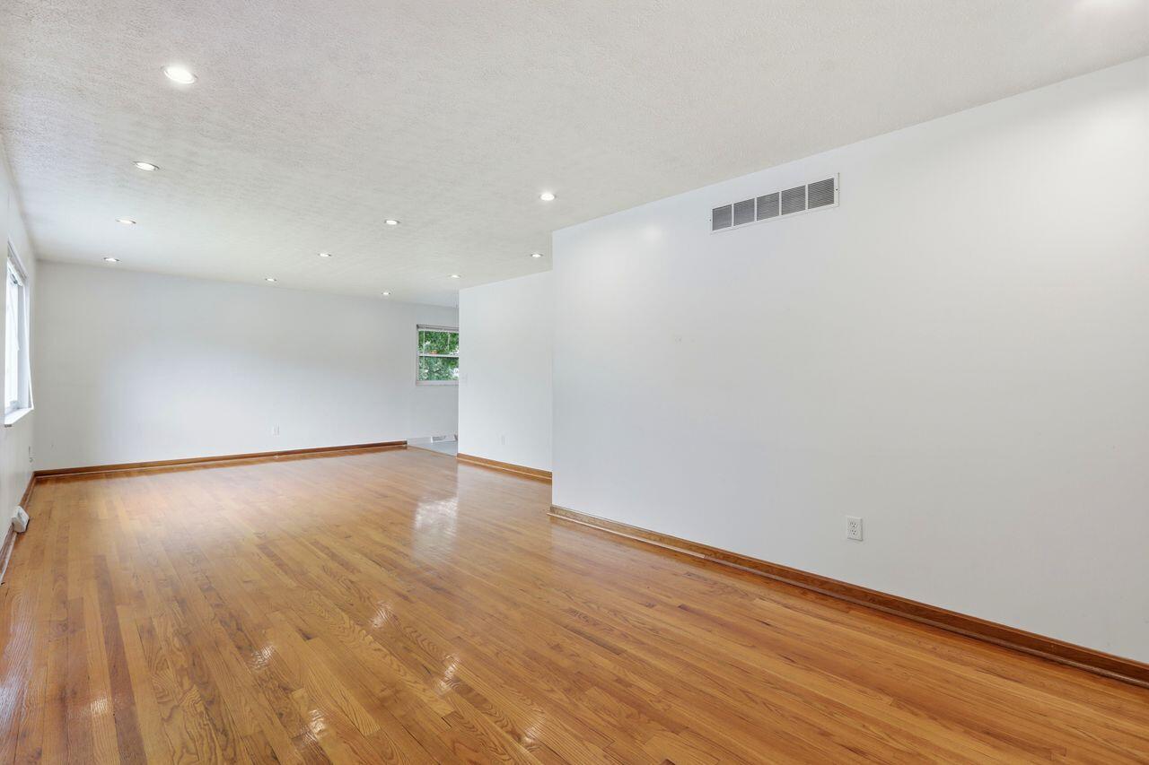 4232 Lafayette Court