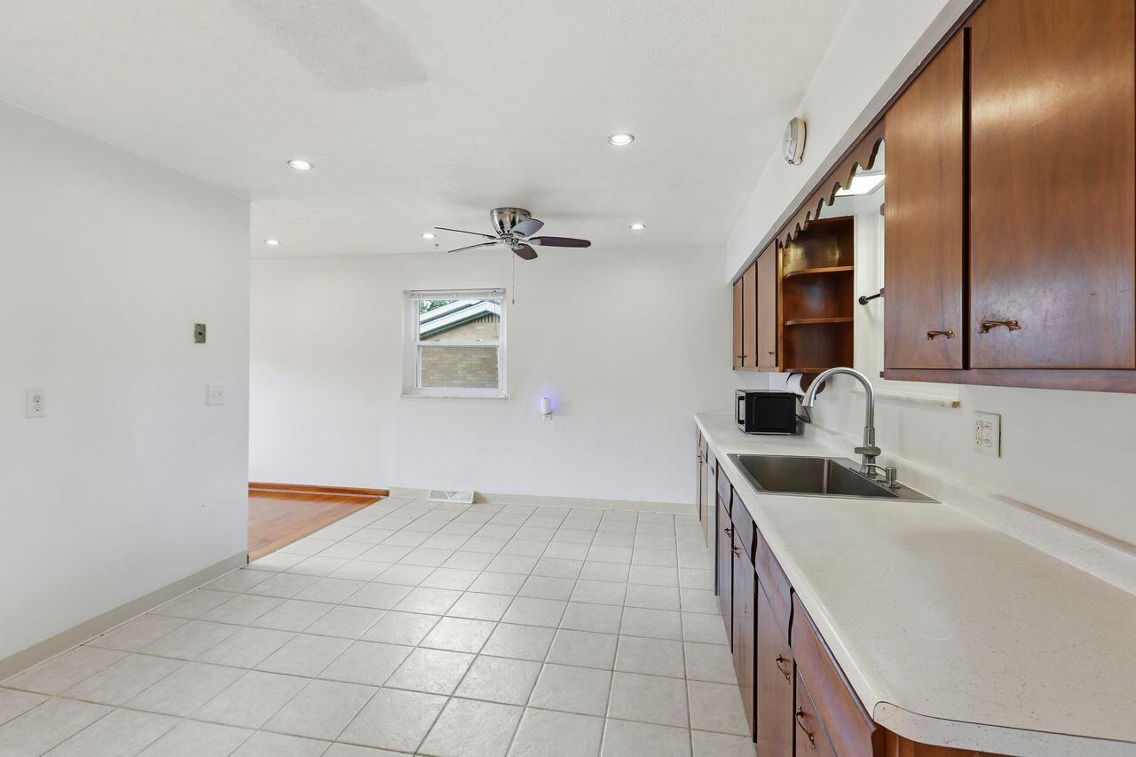4232 Lafayette Court