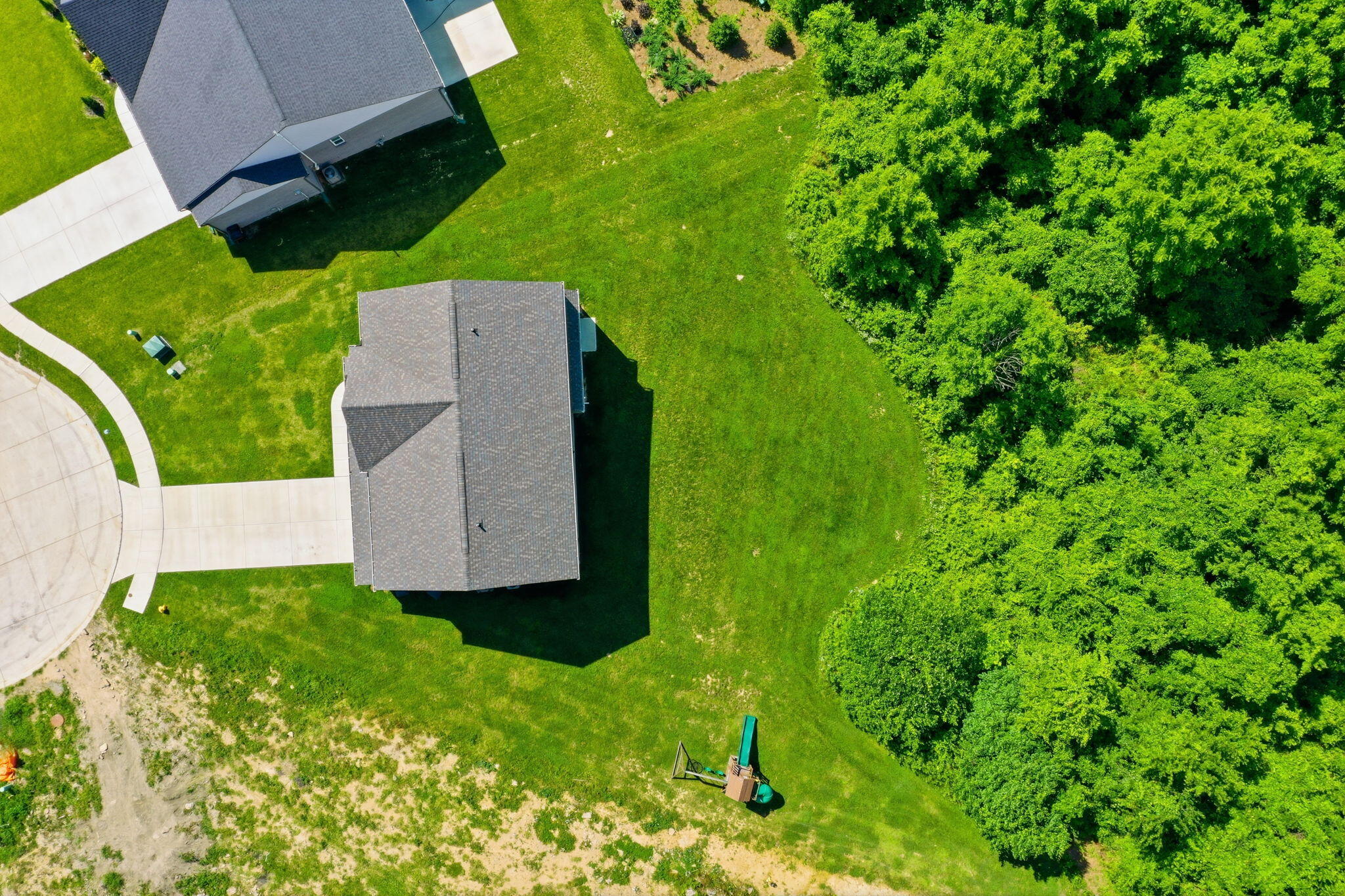 3555 Capel Court