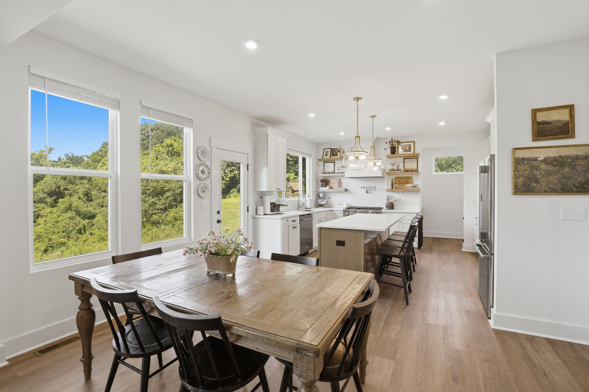 3555 Capel Court