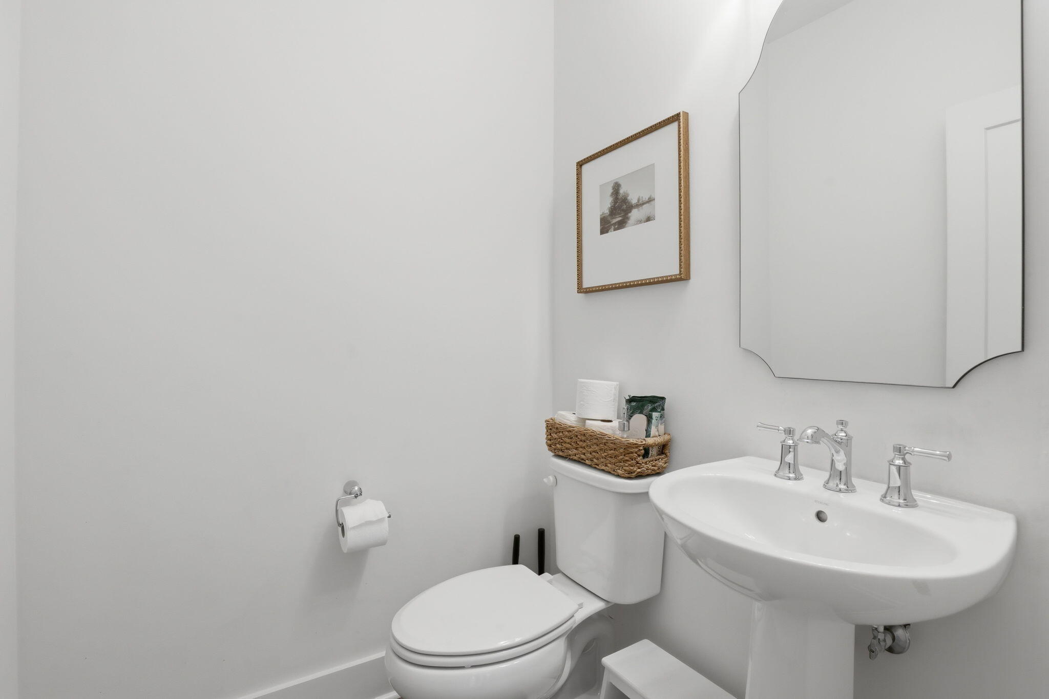 3555 Capel Court