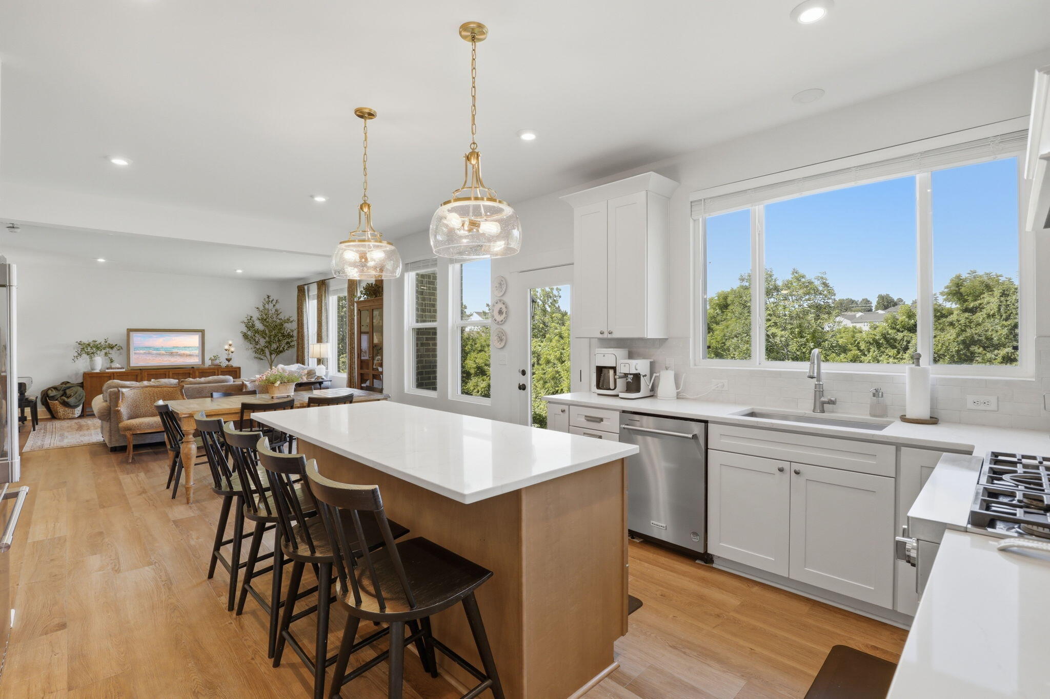 3555 Capel Court