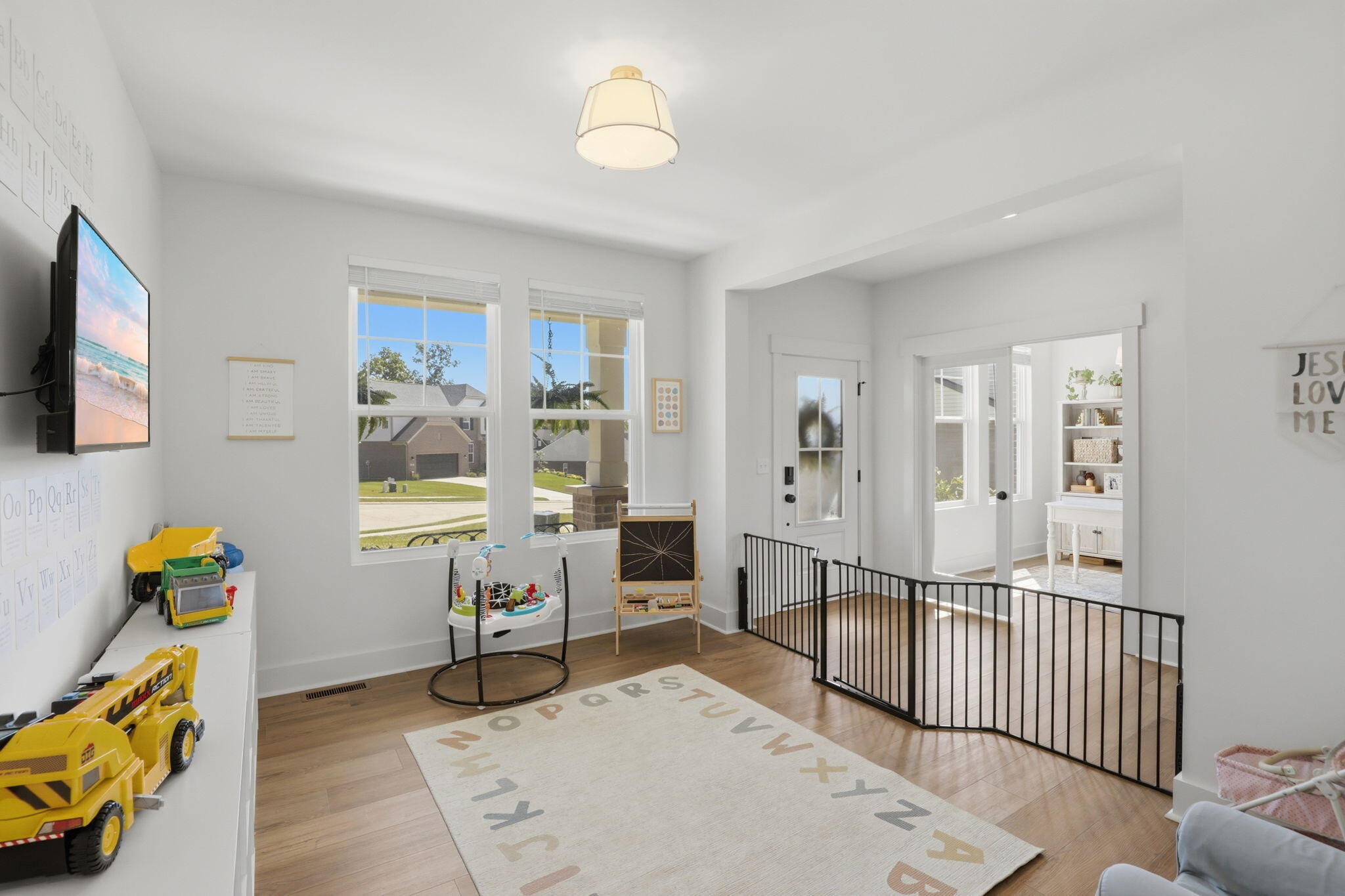 3555 Capel Court
