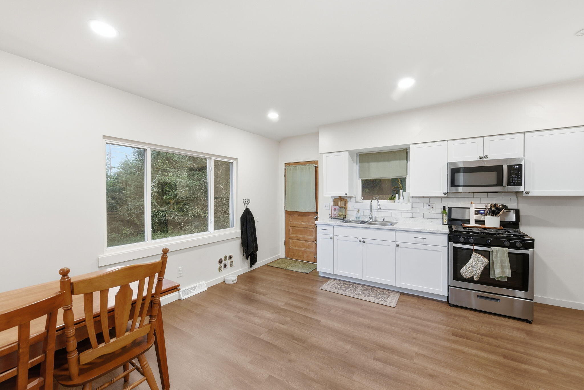 339 Van Voast Avenue