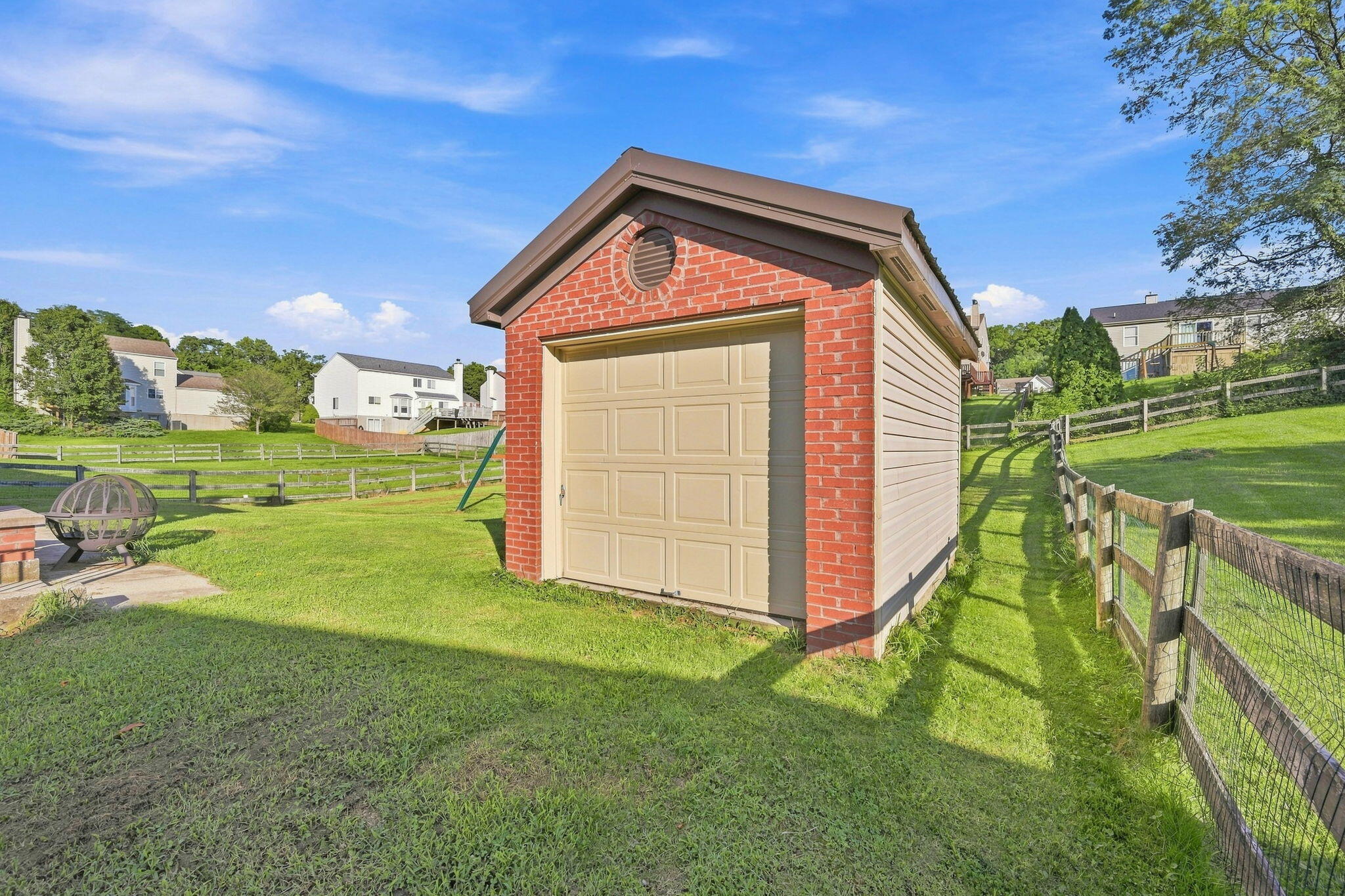 6358 Lakearbor Drive