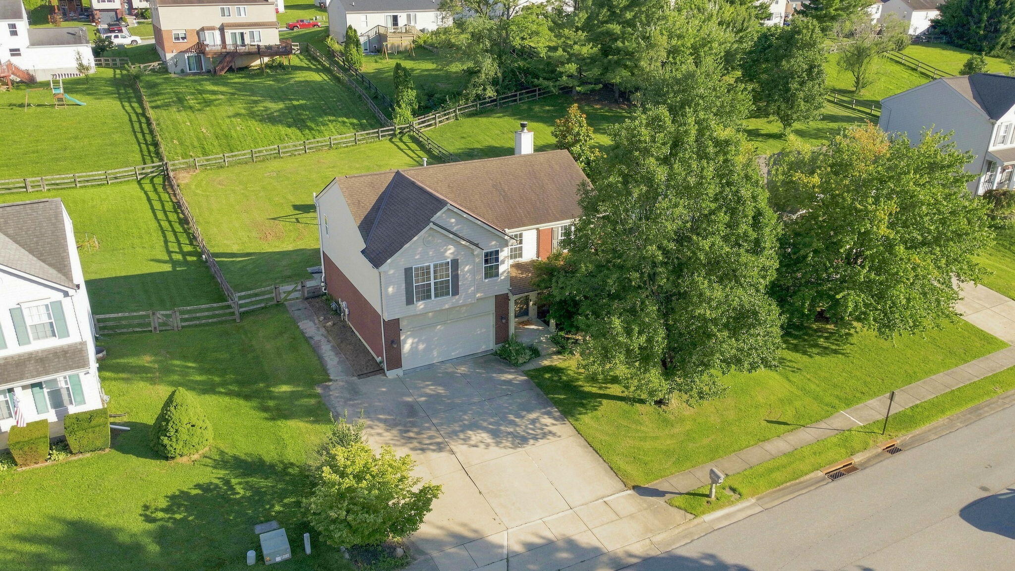6358 Lakearbor Drive