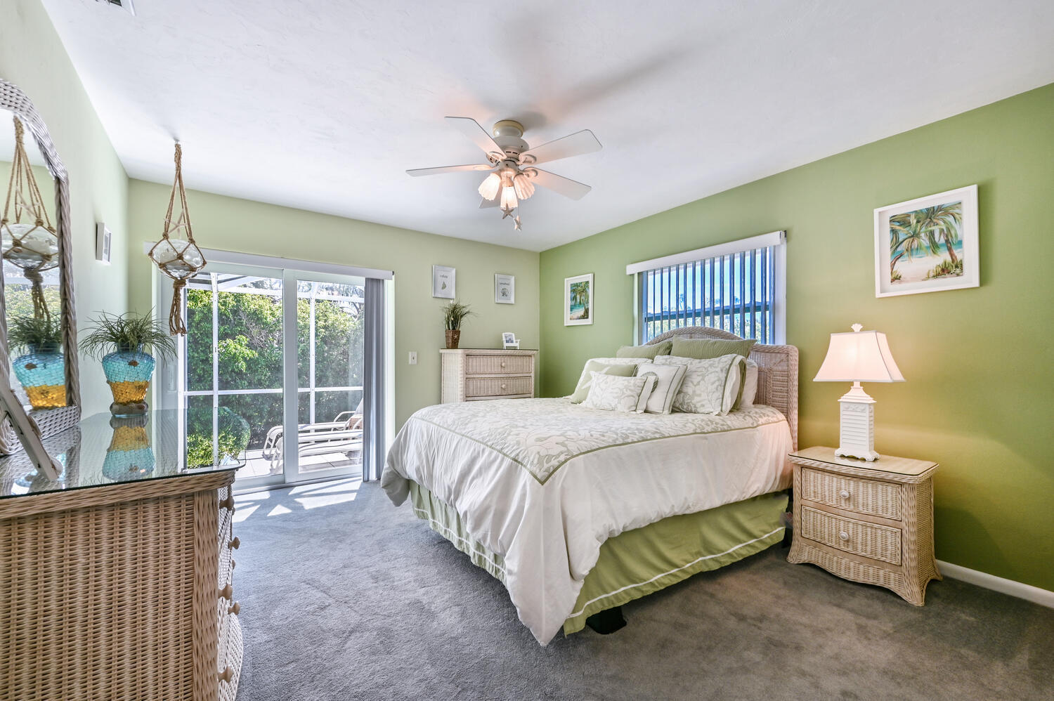 101 BEACHCOMBER STREET