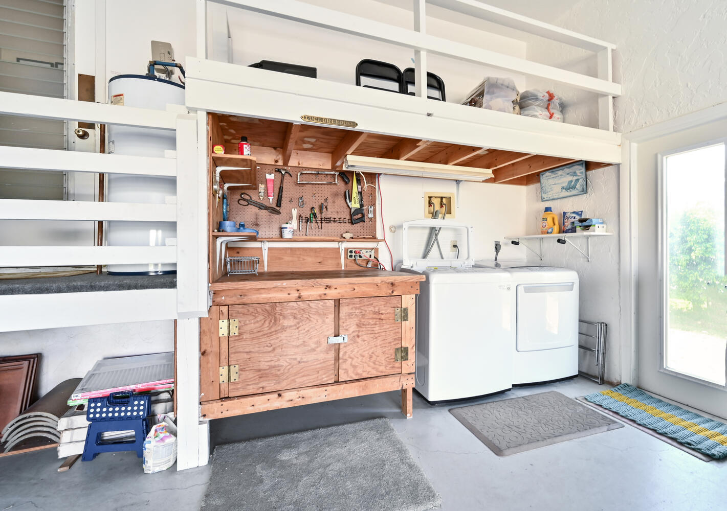 101 BEACHCOMBER STREET