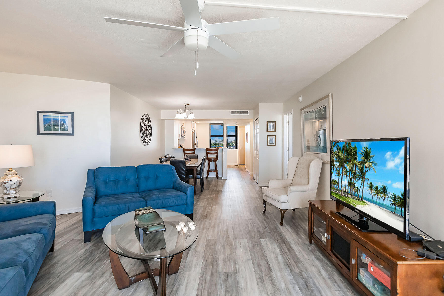 380 SEAVIEW, 604