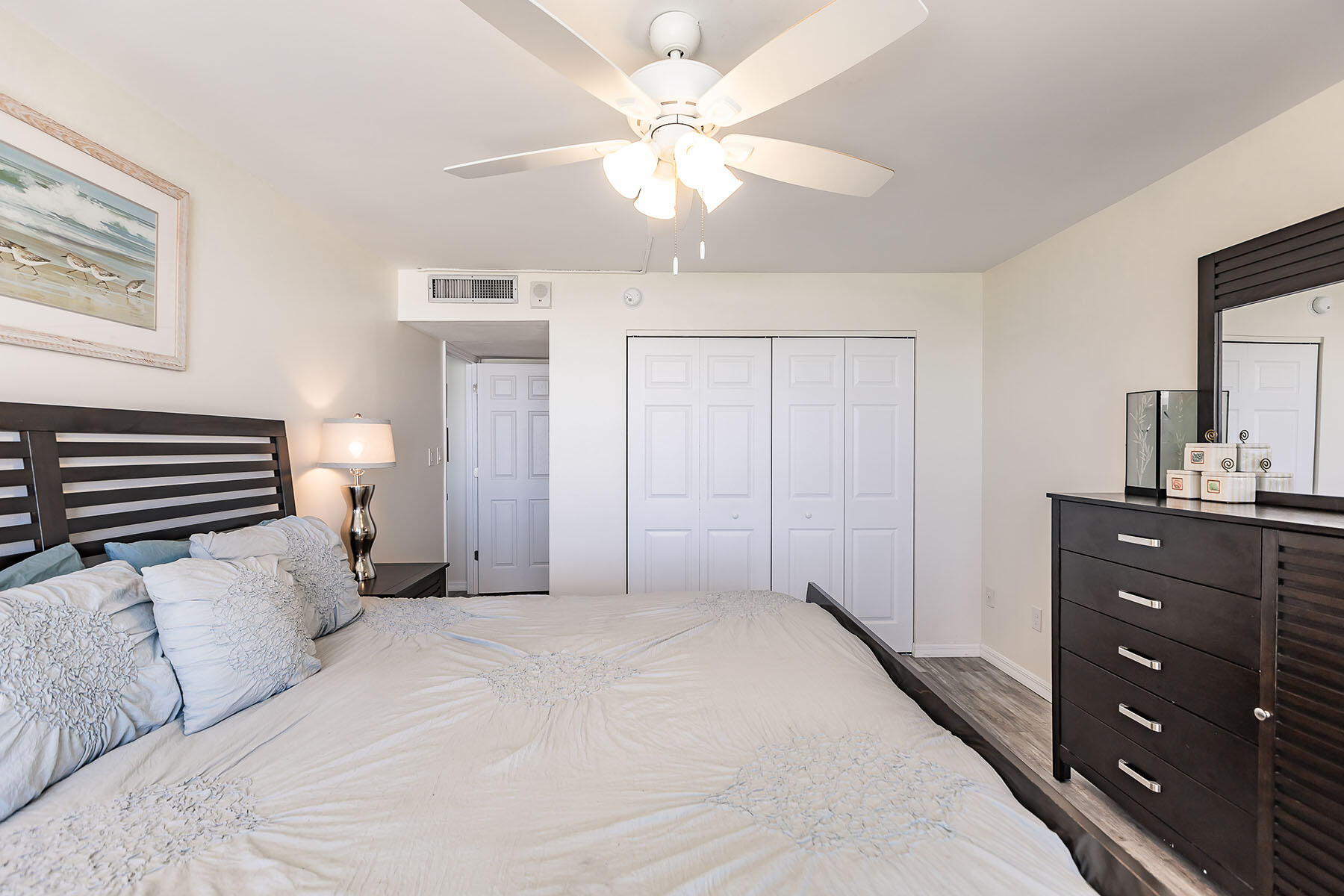 380 SEAVIEW, 604