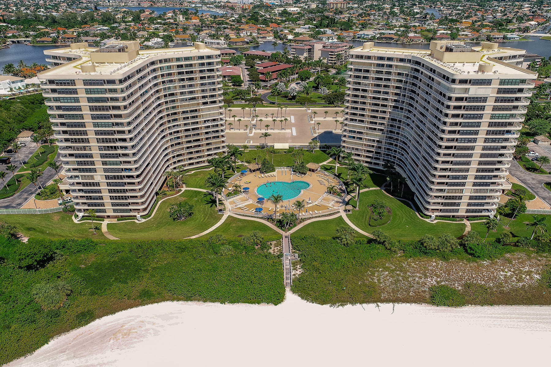 380 SEAVIEW, 604