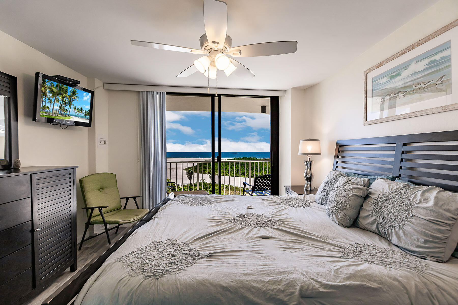 380 SEAVIEW, 604