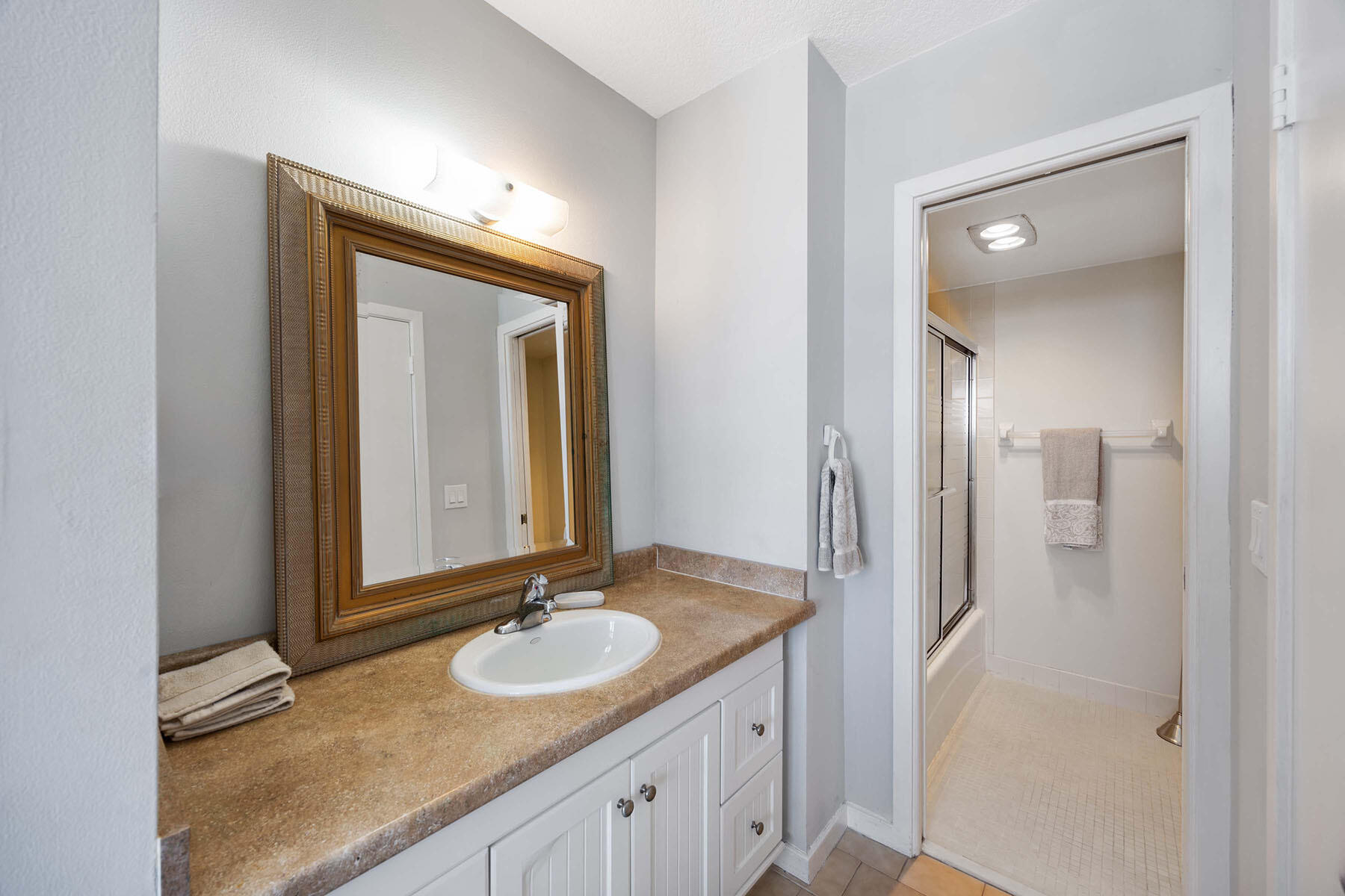 180 SEAVIEW, 814