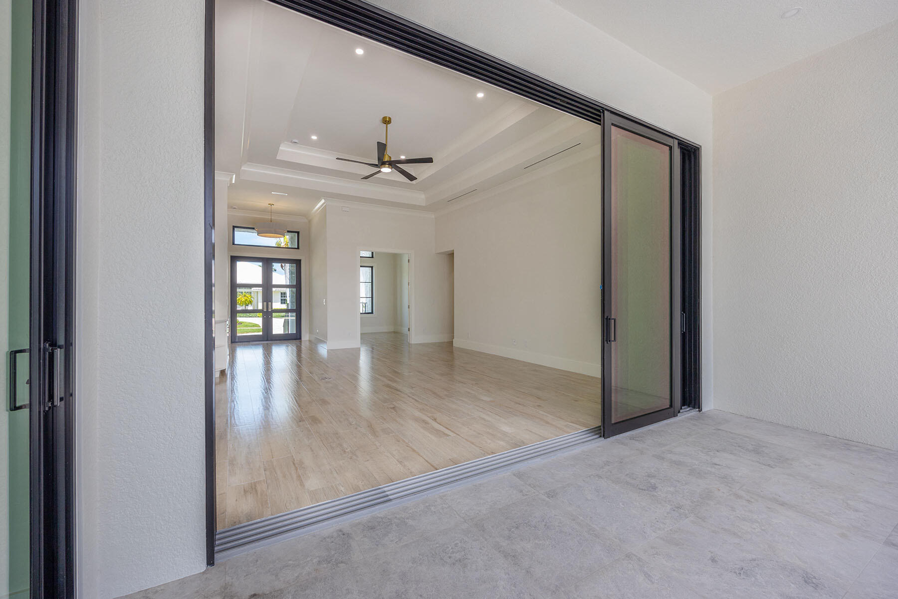 101 BEACHCOMBER STREET