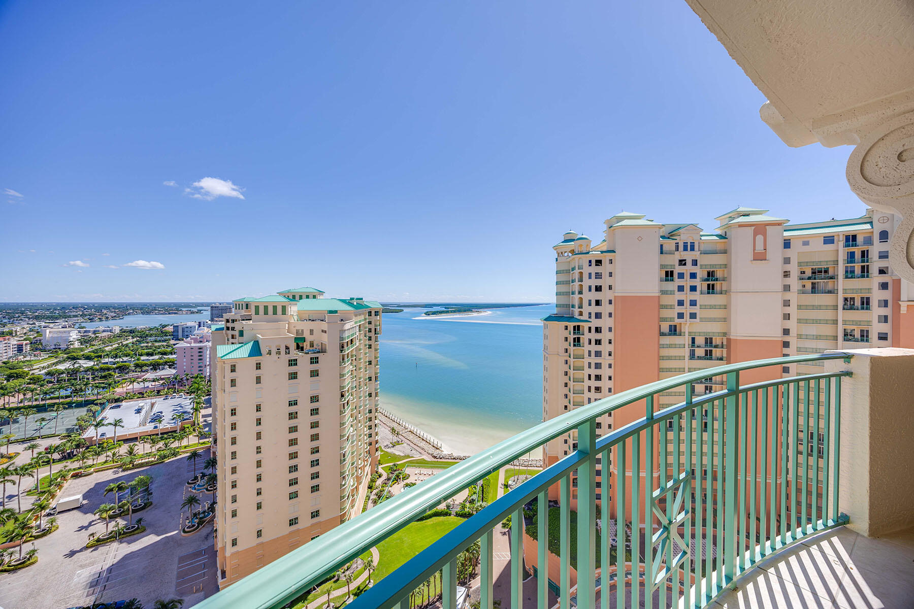 960 CAPE MARCO, 2001