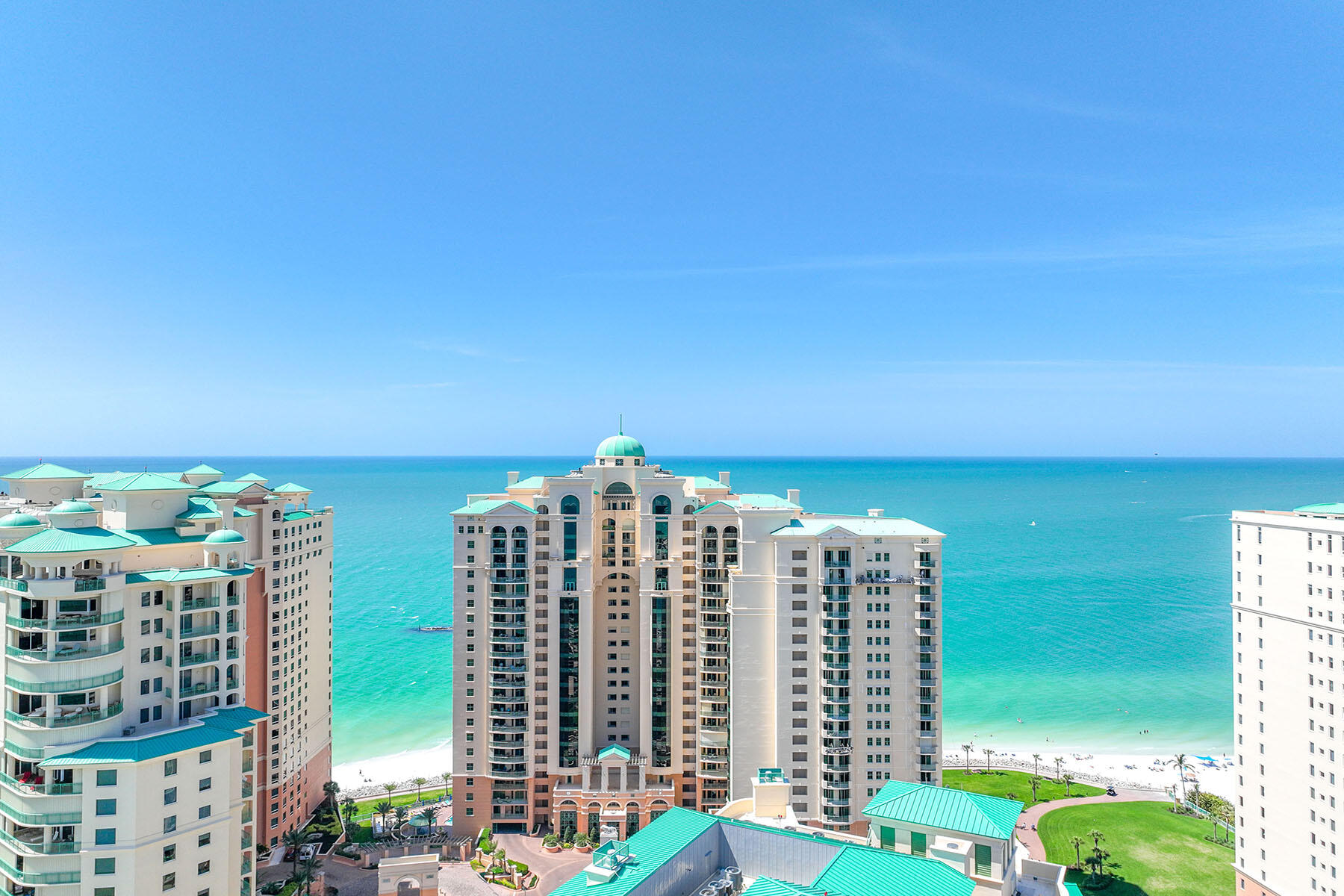 960 CAPE MARCO, 2001