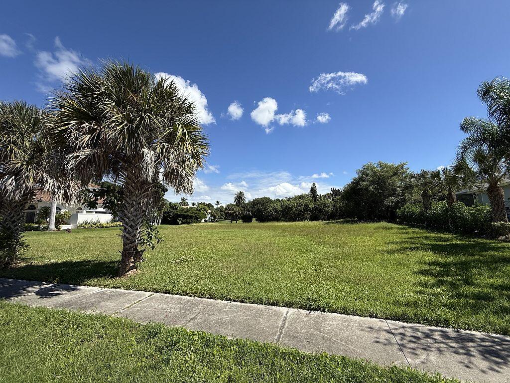 651 S BARFIELD DRIVE