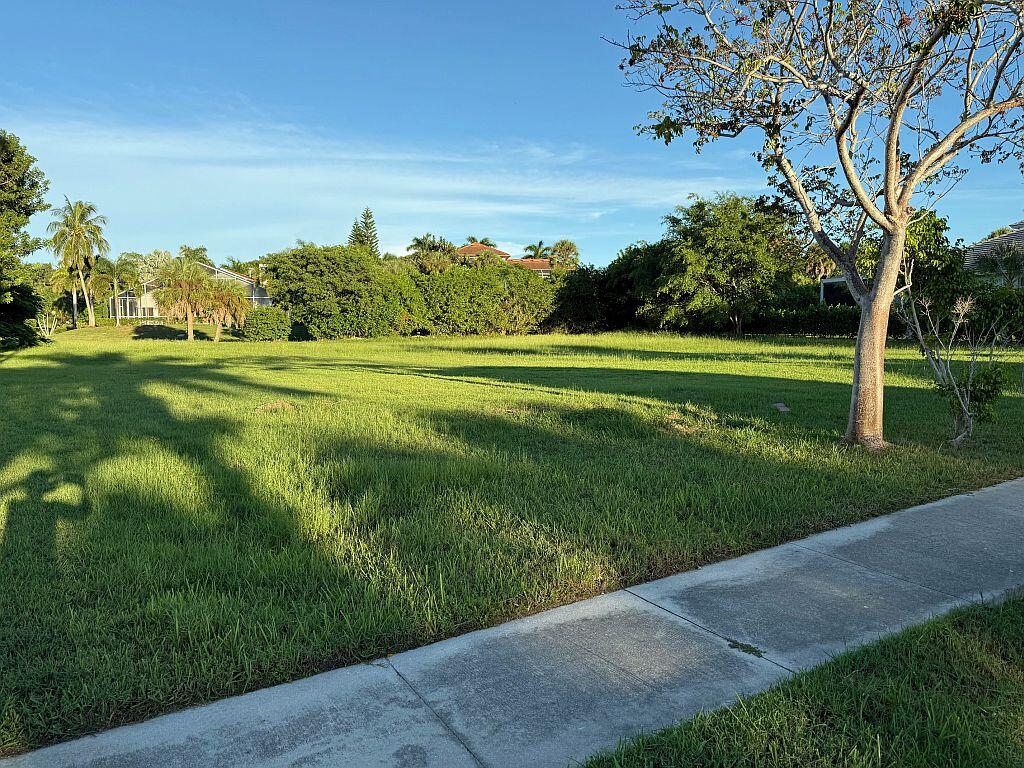 651 S BARFIELD DRIVE