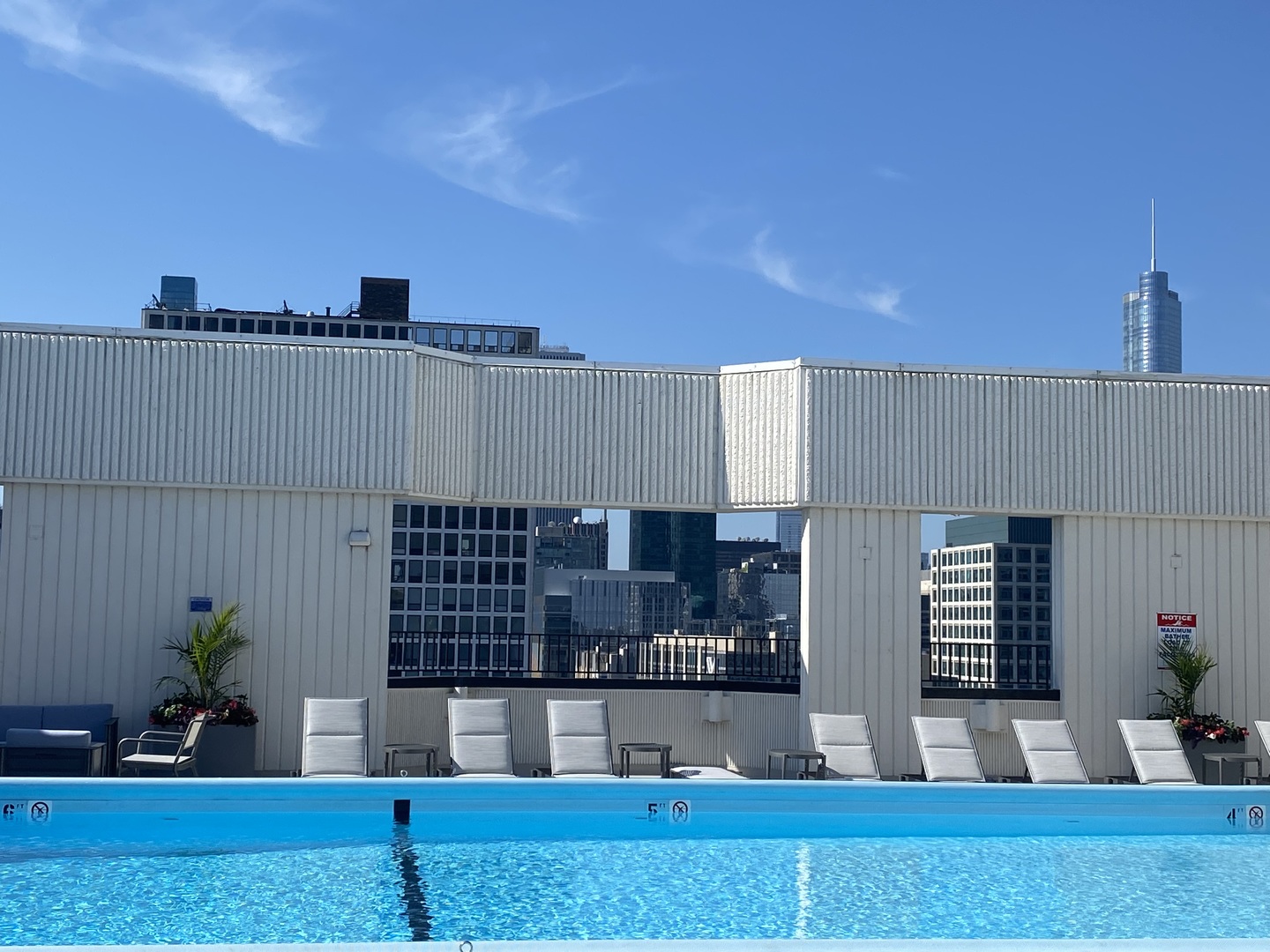 990 N LAKE SHORE Drive Unit: 22E